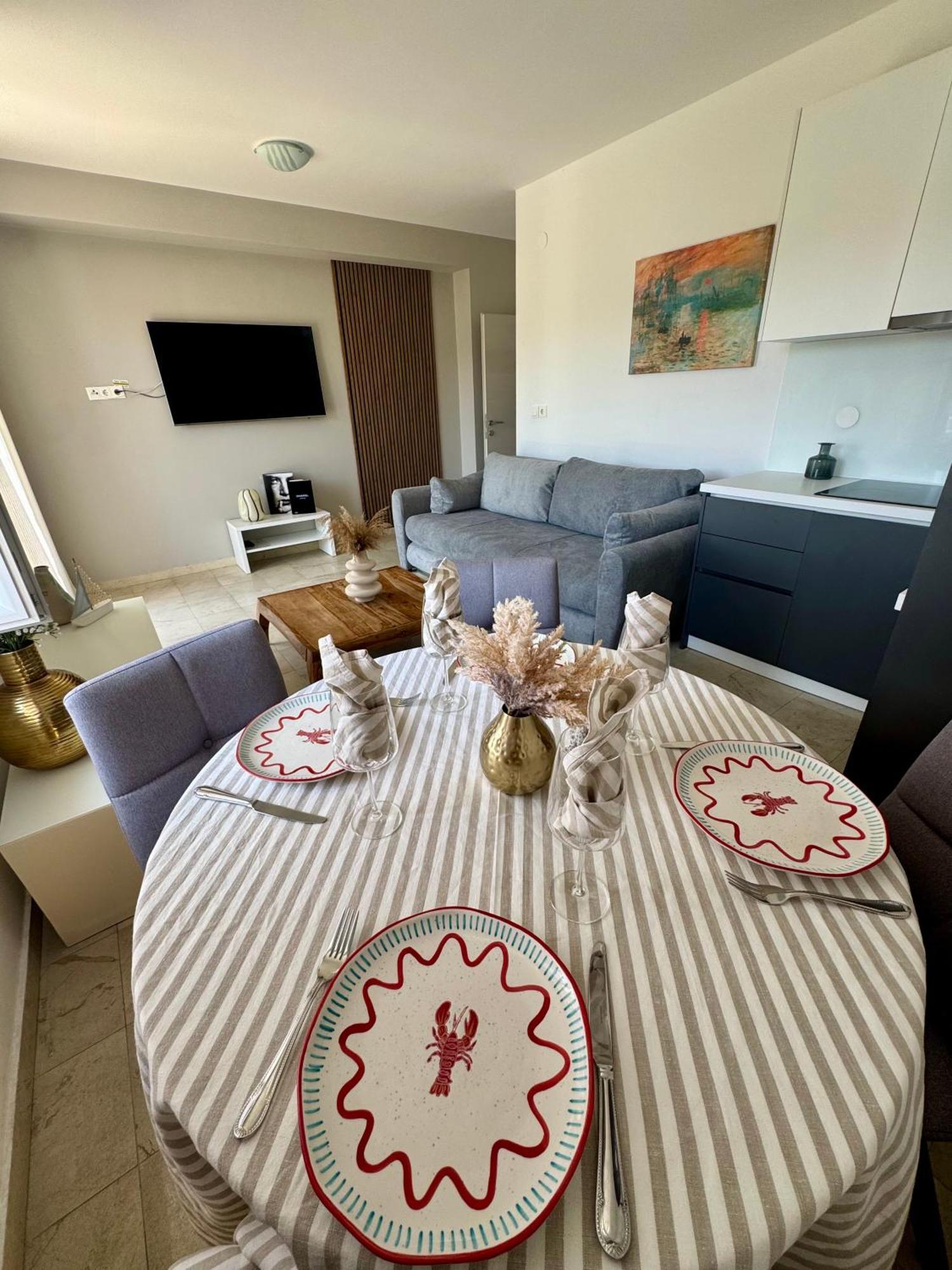 Apartments Toma Новалья Экстерьер фото